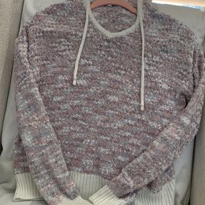 Knitted sweater/ hoodies!